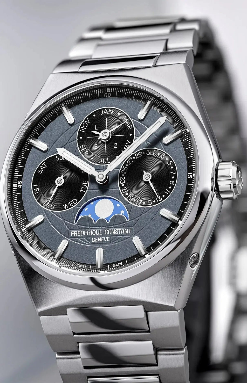 Frederique Constant Highlife Perpetual Calendar Manufacture 41mm FC-775G4NH6B