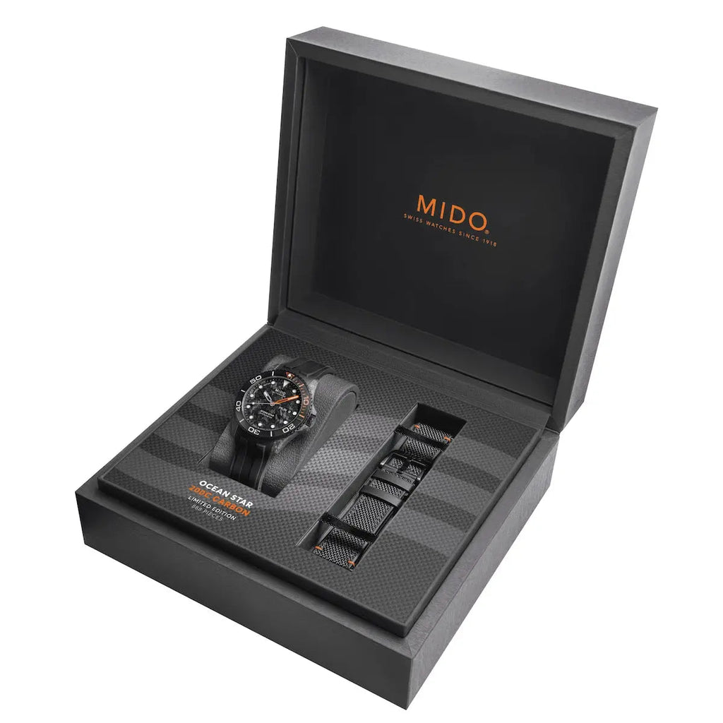 MIDO OCEAN STAR 200C CARBON 42.5MM M0424317708100