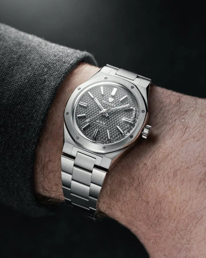 NIVADA GRENCHEN AUTOMATIC F77 TITANIUM ANTHRACITE 37MM 68006A77