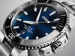 ORIS AQUIS DATE 39.5MM 01 733 7732 4135-07 4 21 64FC