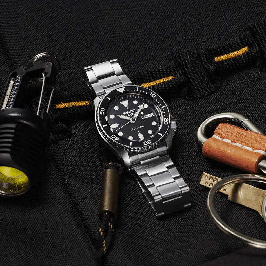 SEIKO 5 WATCH SKX AUTOMATIC 42.5MM SRPD55K1