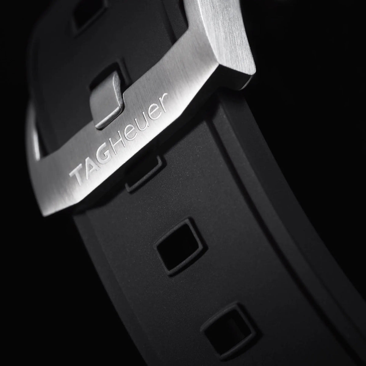 TAG Heuer Formula 1 Quartz 41mm Rubber Watch WAZ1110.FT8023